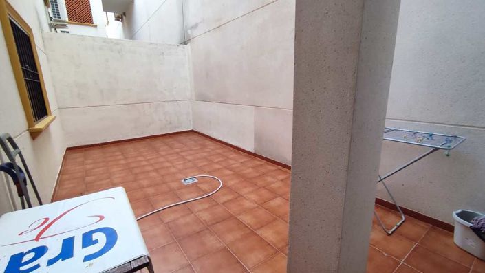 Image No.23-2 Bed Apartment for sale