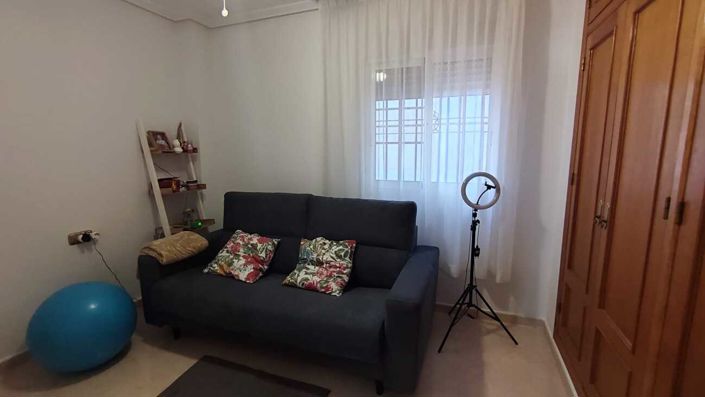 Image No.26-2 Bed Apartment for sale