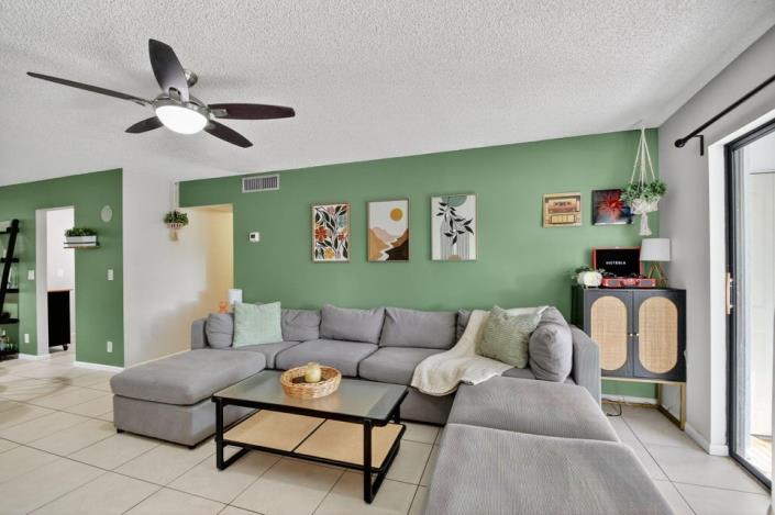 Image No.2-Condo de 2 chambres à vendre à Boynton Beach