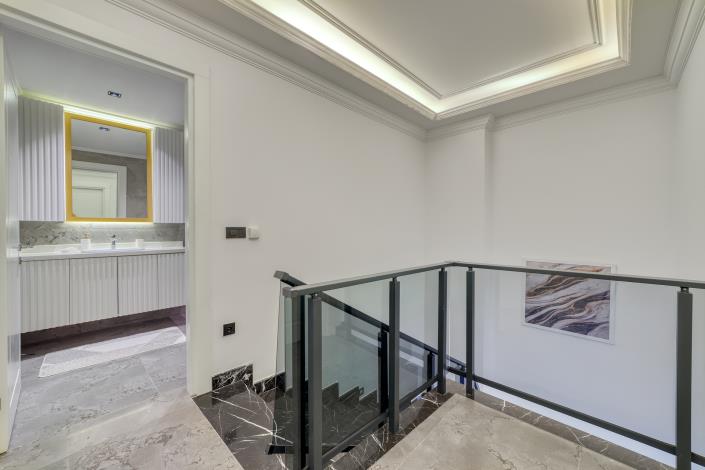 Image No.23-2 Bed Penthouse for sale