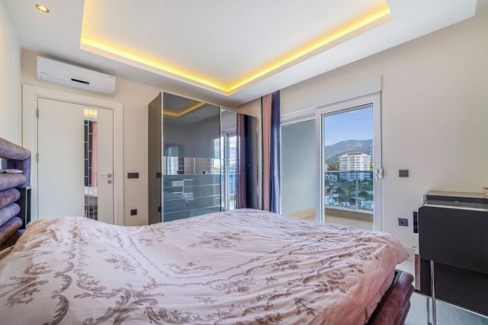 Image No.11-3 Bed Penthouse for sale