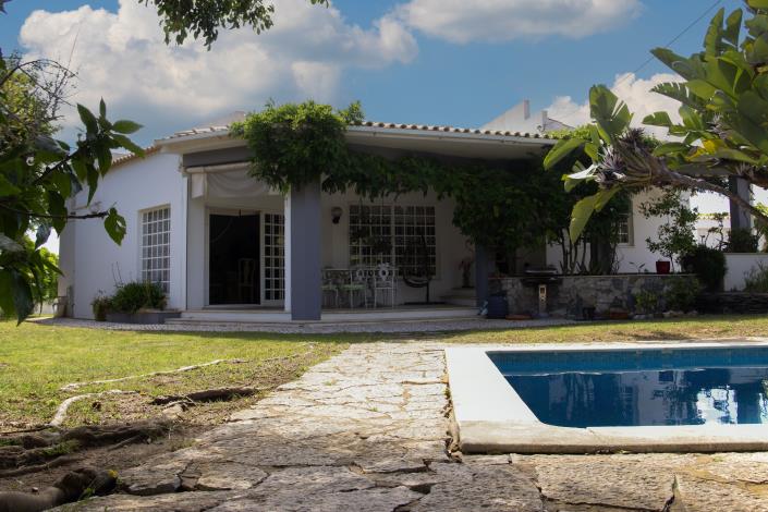 Image No.46-Maison de campagne de 3 chambres à vendre à Ferreiras