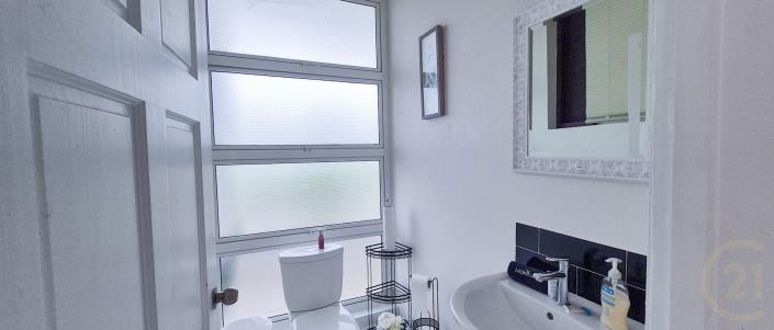 Image No.9-Maison / Villa de 3 chambres à vendre à Saint George