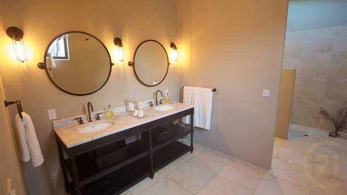 Image No.23-Villa de 4 chambres à vendre à Carriacou