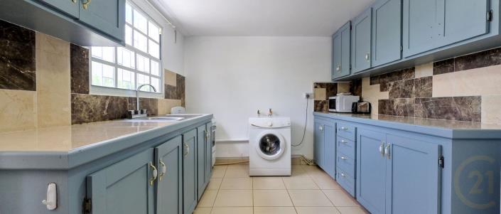 Image No.38-Maison / Villa de 9 chambres à vendre à Lance aux Epines