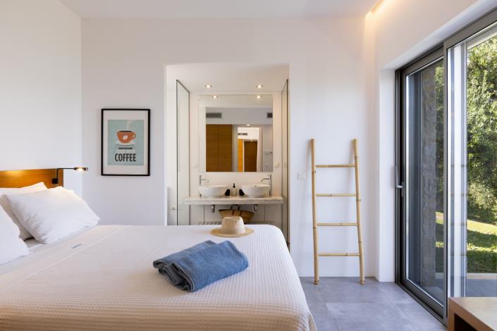 Image No.29-5 Bed Villa for sale