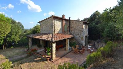 Pientra-dom-Toskansko