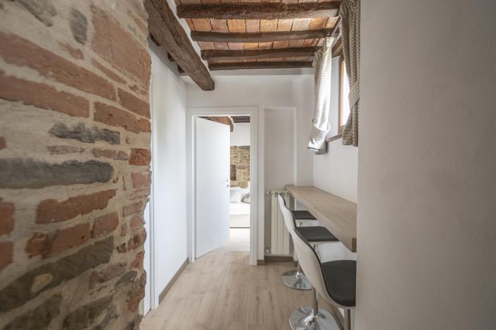 Image No.16-5 Bed Townhouse for sale