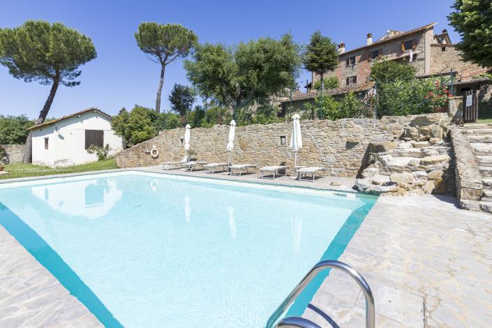 Image No.8-Maison de campagne de 6 chambres à vendre à Castiglion Fiorentino