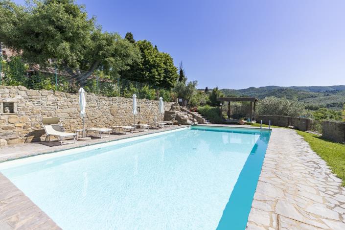 Image No.9-Maison de campagne de 6 chambres à vendre à Castiglion Fiorentino