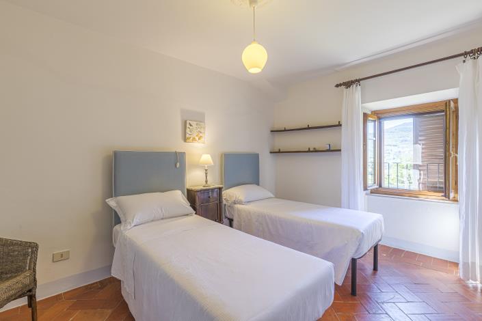 Image No.21-Maison de campagne de 6 chambres à vendre à Castiglion Fiorentino