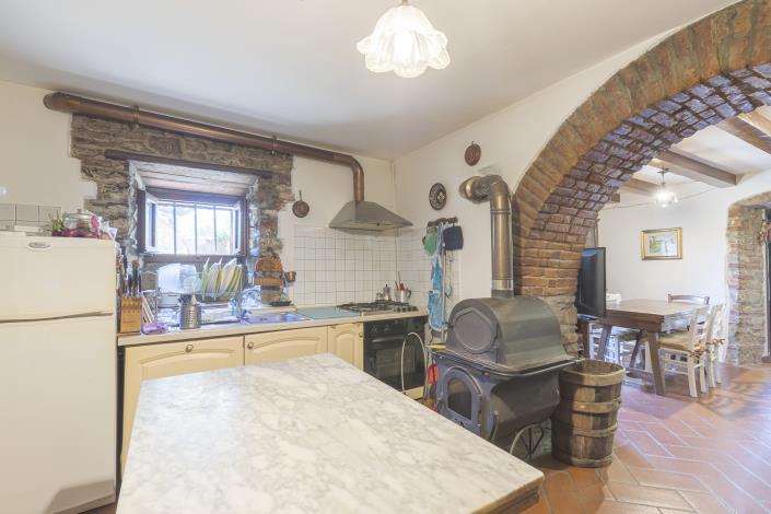 Image No.23-Maison de campagne de 6 chambres à vendre à Castiglion Fiorentino