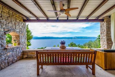 03-2013-207-Brac-stone-house-sea-view-for-sale