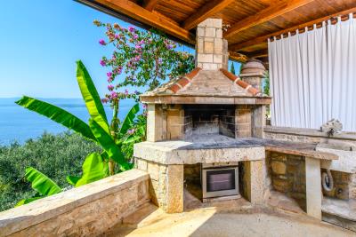 11-2013-207-Brac-stone-house-sea-view-for-sale