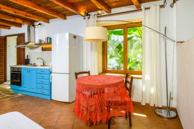 13-2013-207-Brac-stone-house-sea-view-for-sale