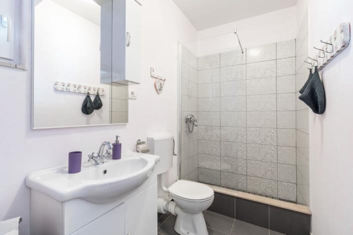 Image No.16-Maison de village de 4 chambres à vendre à Milna