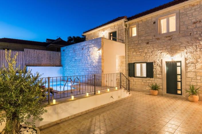 Image No.19-Maison de village de 4 chambres à vendre à Milna