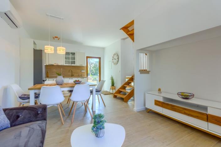 Image No.4-Maison de campagne de 3 chambres à vendre à Bol