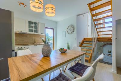 007-5267-30-Brac-stone-house-with-pool-for-sale