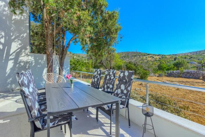 Image No.17-Maison de campagne de 3 chambres à vendre à Bol