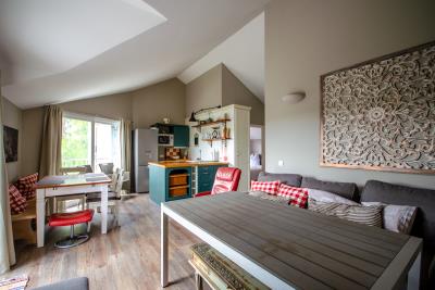 07-2013-195-Brac-villa-sea-view-for-sale