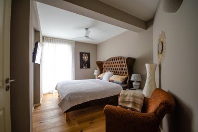 14-2013-195-Brac-villa-sea-view-for-sale