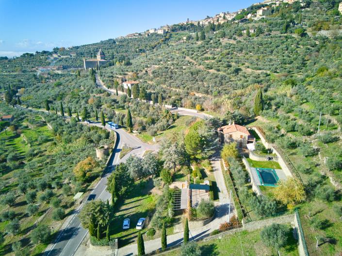 Image No.2-Maison de campagne de 4 chambres à vendre à Cortona