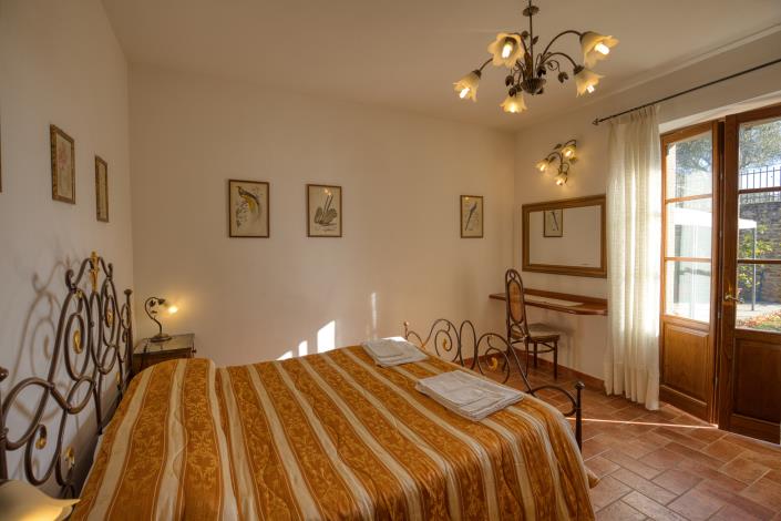 Image No.11-Maison de campagne de 4 chambres à vendre à Cortona