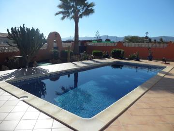 4c214860-5fbb-4338-9cbf-aacca48c1486