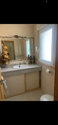 Image No.24-Villa / Détaché de 4 chambres à vendre à Triquivijate