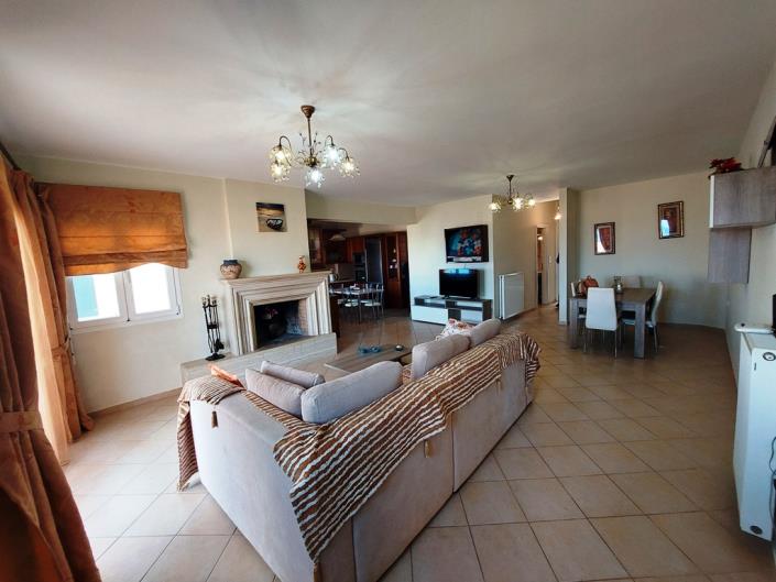 Image No.2-7 Bed Apartment for sale