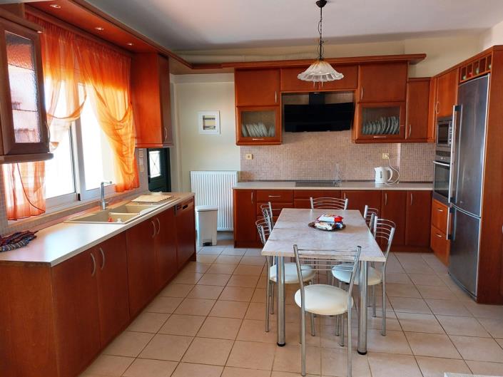 Image No.8-7 Bed Apartment for sale