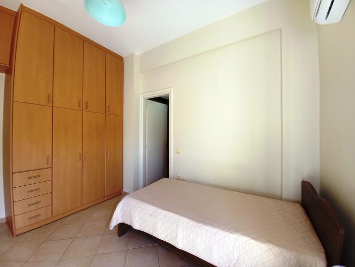 Image No.12-7 Bed Apartment for sale