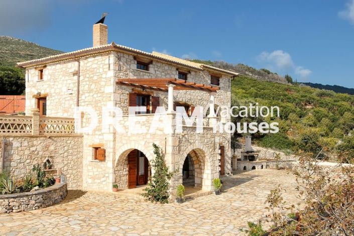 Image No.4-8 Bed Property for sale