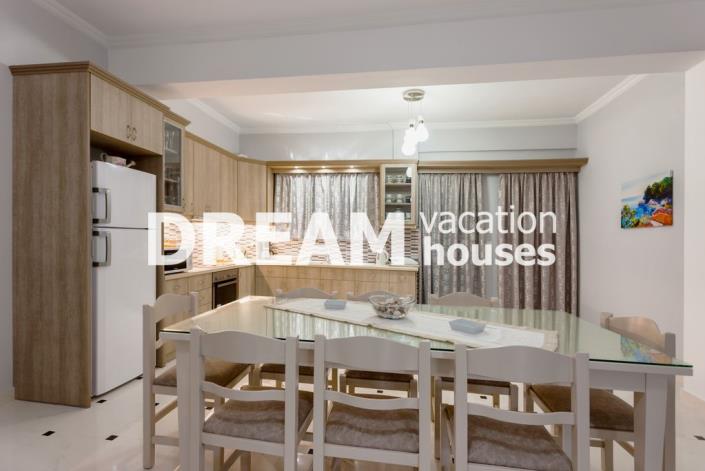 Image No.5-Propriété de 8 chambres à vendre à Zante