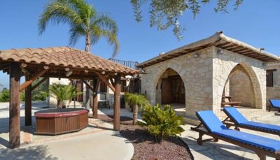 Detached Villa For Sale  in  Latchi