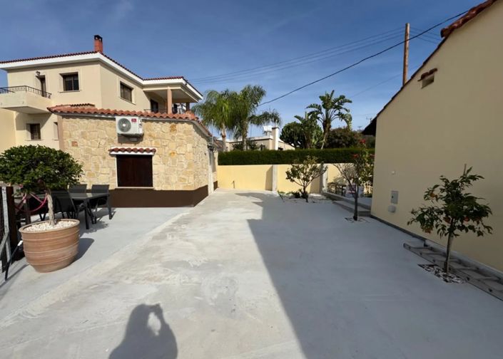 Image No.7-2 Bed Villa for sale