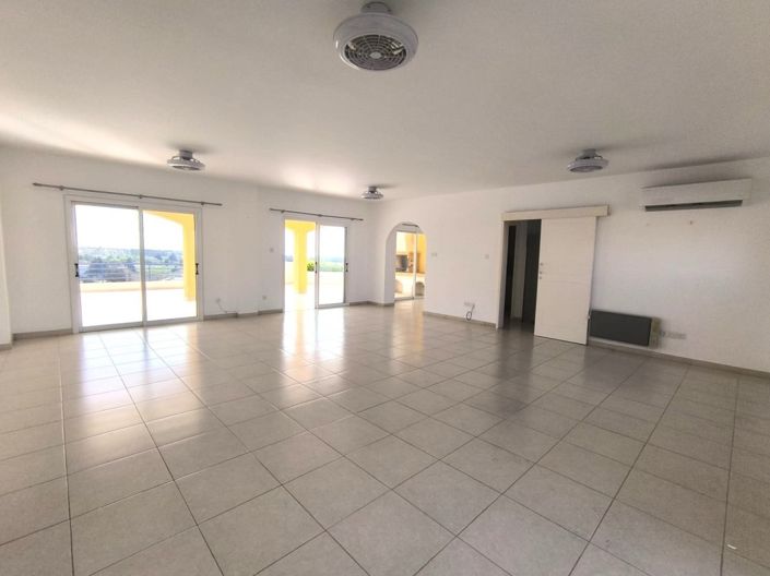 Image No.8-3 Bed Penthouse for sale