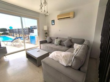 Town House For Sale  in  Peyia - Coral Bay