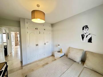 15-11d12f2f454f2f5e9b981fdd8b901d51