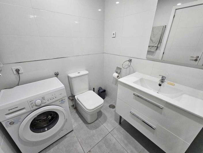 Image No.9-2 Bed Apartment for sale