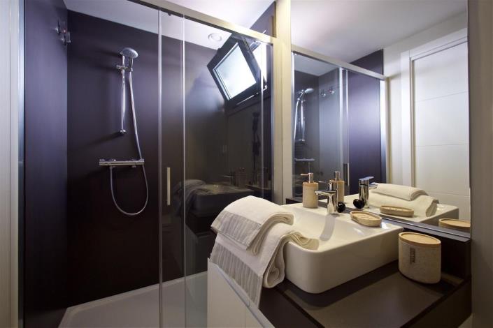 Image No.9-2 Bed Apartment for sale