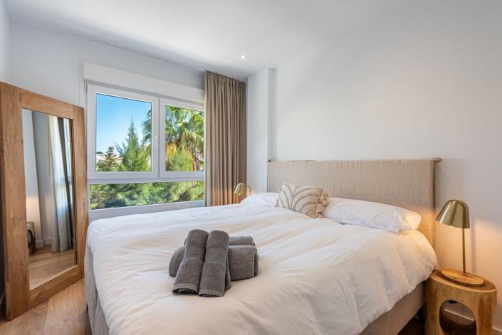 Image No.8-3 Bed Townhouse for sale