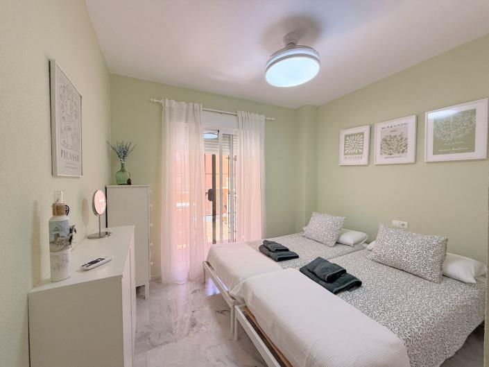 Image No.9-2 Bed Apartment for sale