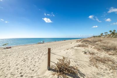 13-5fd73dea700db77384c091ca9818b1a9