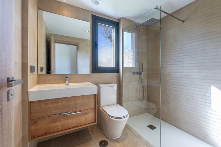 Image No.10-3 Bed Apartment for sale