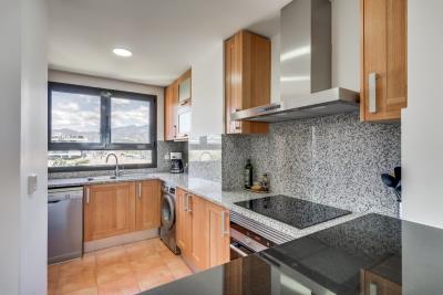 3-e898b2bb2a2fdfd06d2c39894dce8316