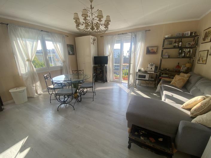 Image No.11-Appartement de 1 chambre à vendre à Nice