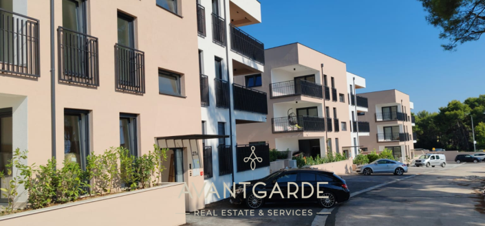 Image No.2-2 Bed Apartment for sale