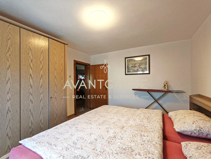 Image No.12-Maison de 5 chambres à vendre à Obrovac